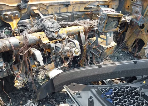 2013 Nissan Pathfinder Sl из США, поврежденный, VIN 5N1AR2MM6DC681428